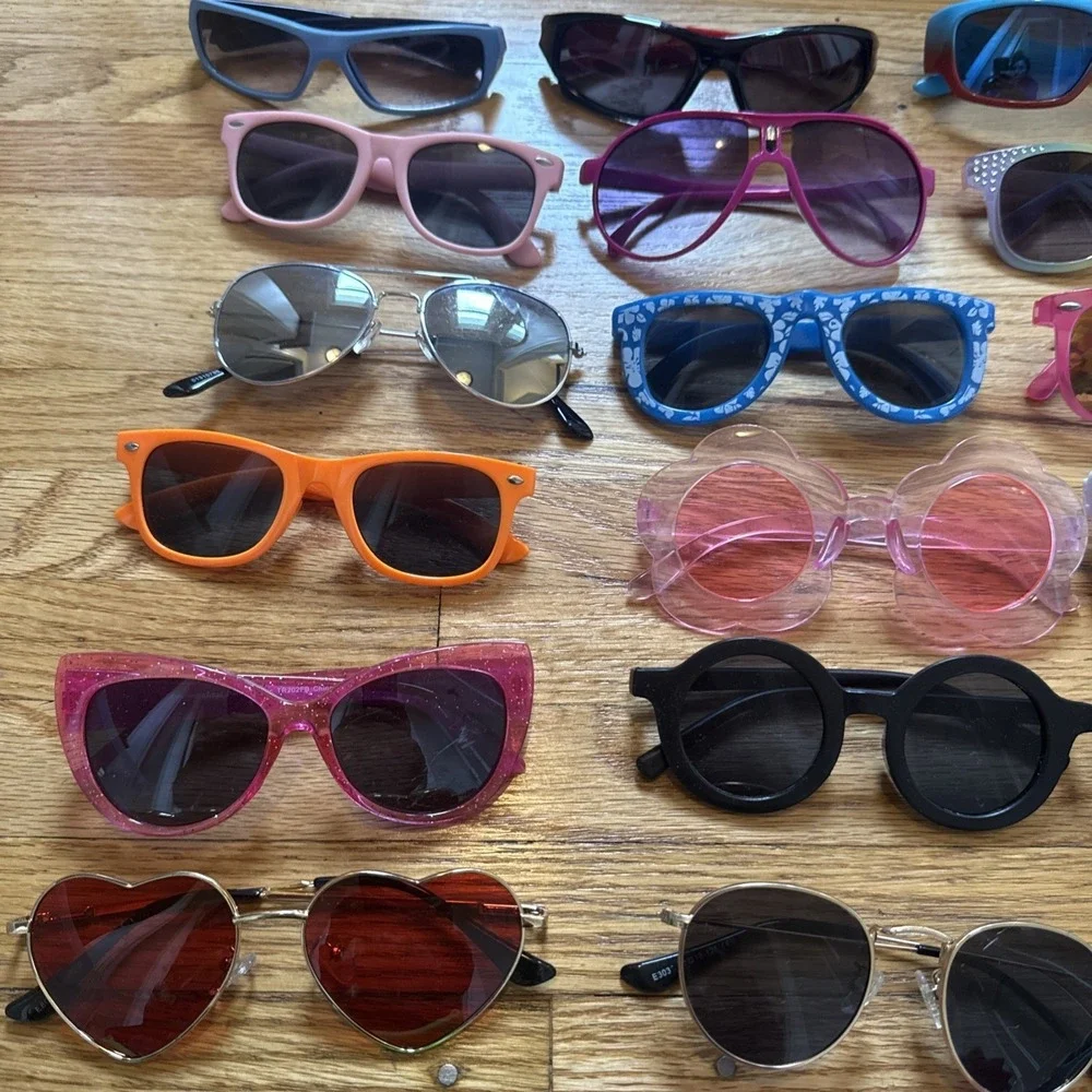 Lot Of 40 Mixed KIDS Sunglasses MultiColor & Styles: Wayfarer-Wrap-Round-Square